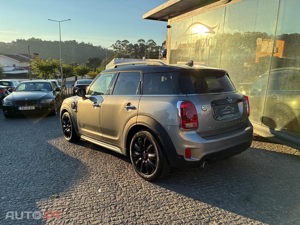 MINI Countryman Cooper S E ALL4 Auto