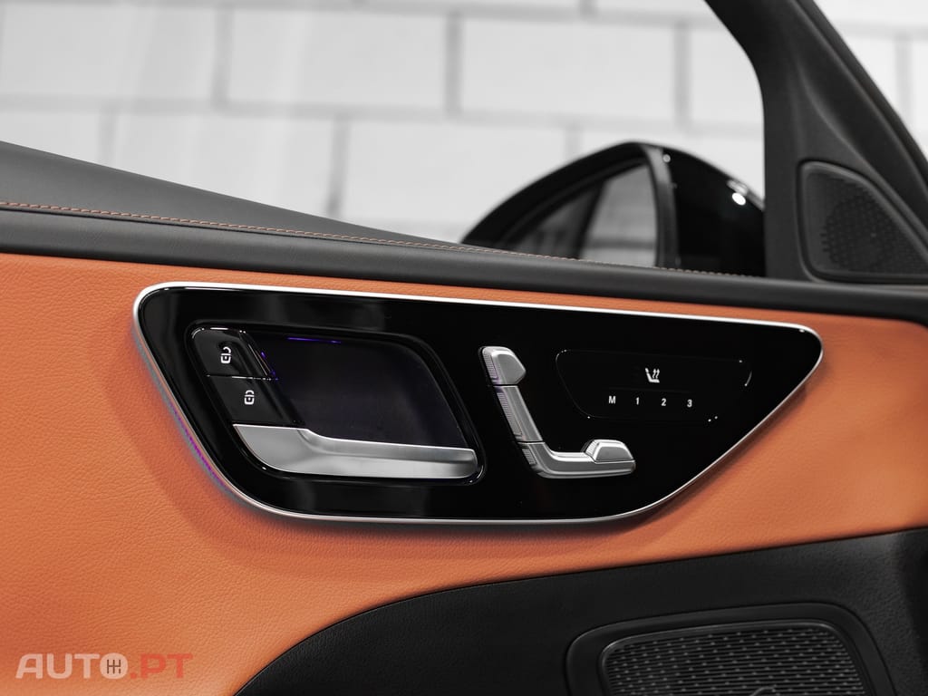 Mercedes-Benz C 300 e 9G-TRONIC AMG Line