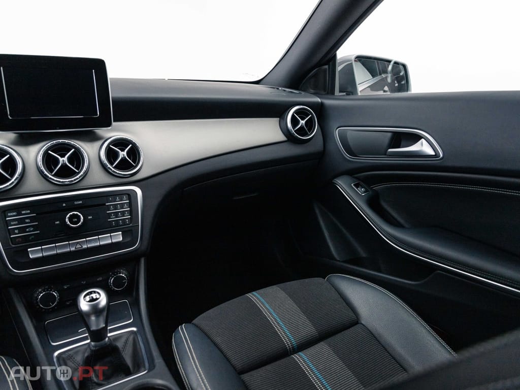 Mercedes-Benz CLA 180 d Shooting Brake Urban