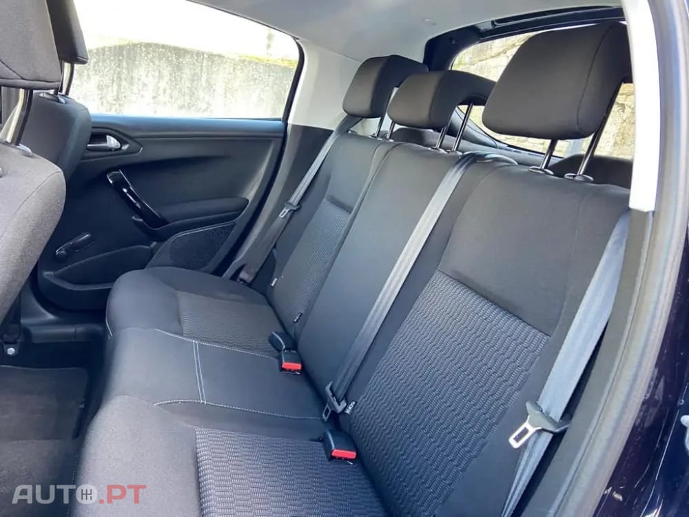 Peugeot 208 1.5 BlueHDi Active