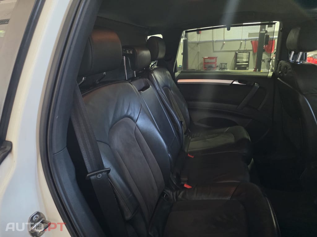 Audi Q7 3.0 V6 TDi quattro S-line Tiptronic