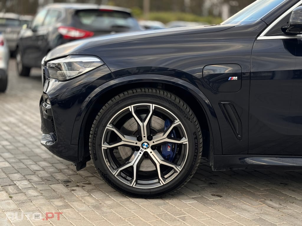 BMW X5 45 e xDrive Pack M