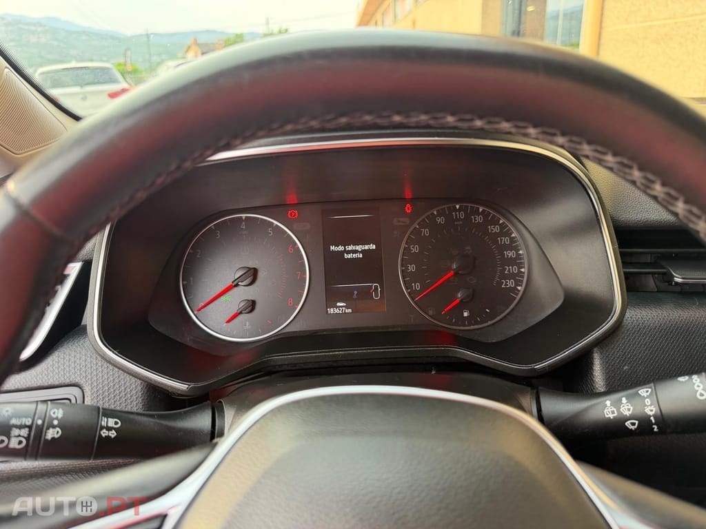 Renault Clio 1.0 TCe Techno Bi-Fuel