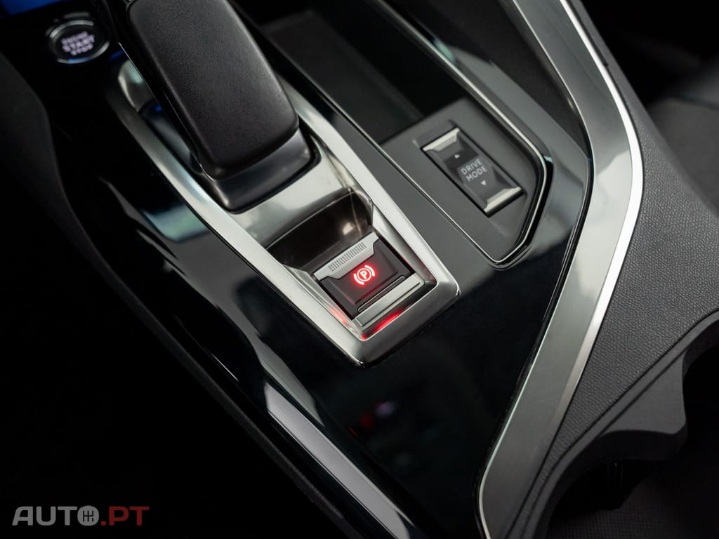 Peugeot 3008 1.6 Hybrid Allure Pack e-EAT8