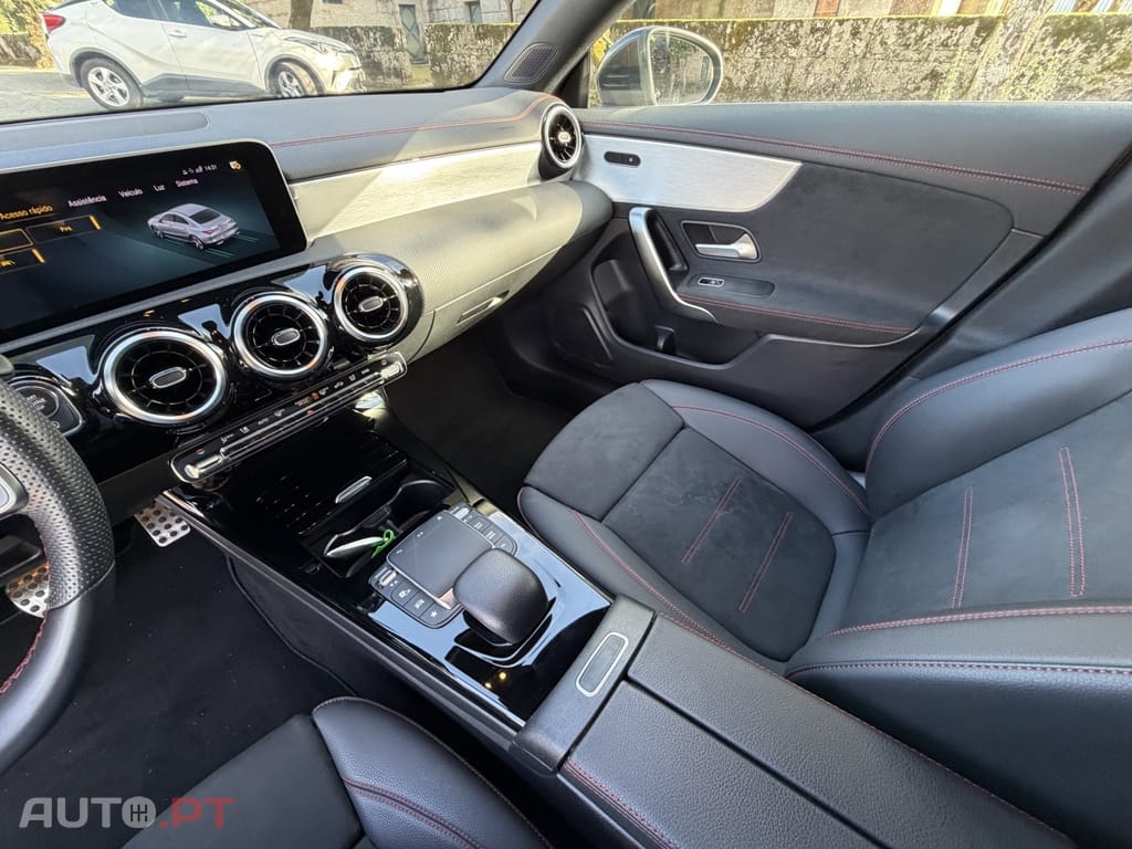 Mercedes-Benz CLA 180 d AMG LINE