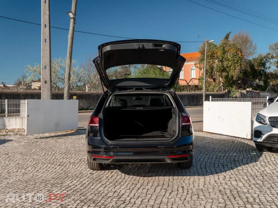 Volkswagen Passat Variant 2.0 TDI Elegance DSG