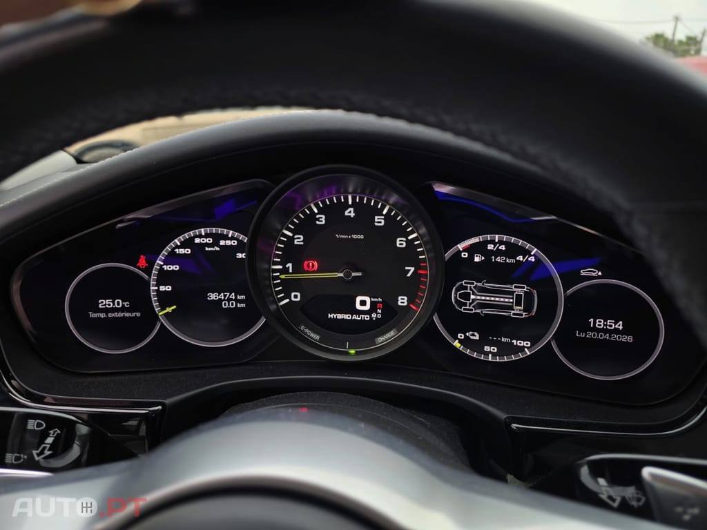 Porsche Panamera 4 E-Hybrid