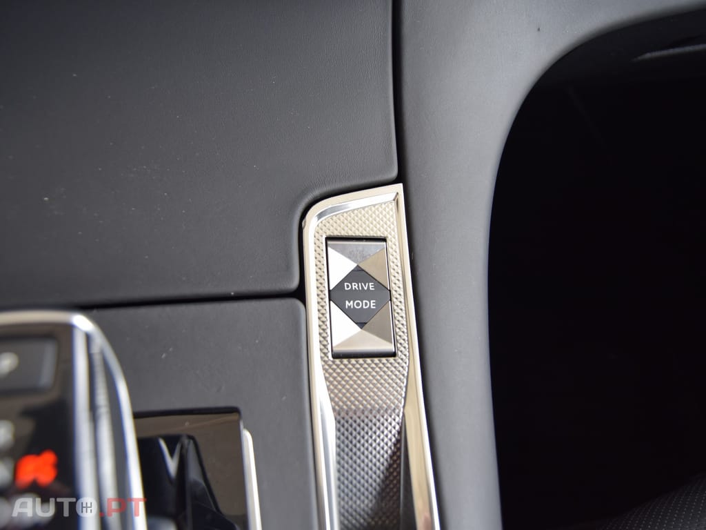 DS DS7 Crossback E-Tense Rivoli EAT8