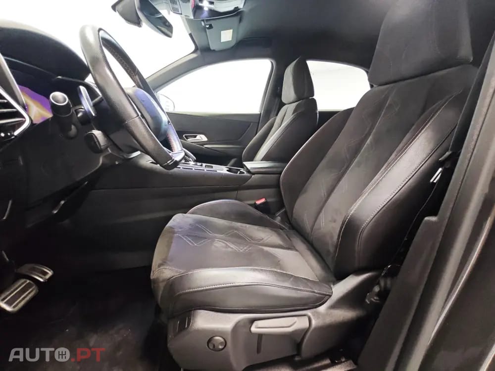 DS DS7 Crossback BlueHDI 130 Aut. Performance Line +