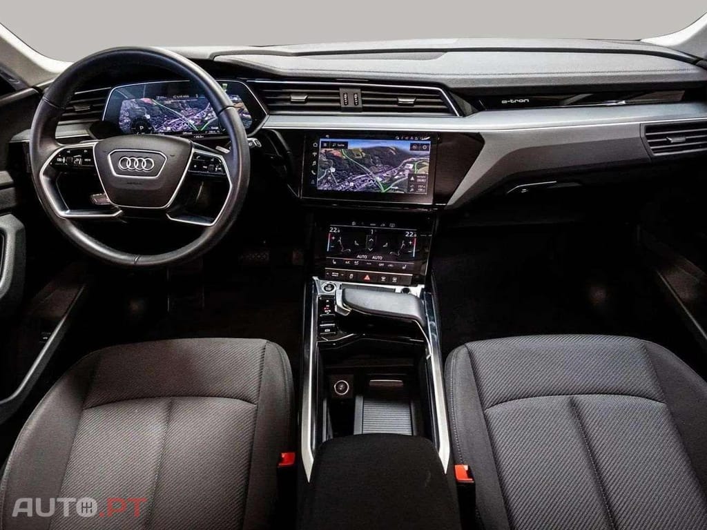 Audi E-Tron I.V.A DEDUTÍVEL  50 quattro advanced 