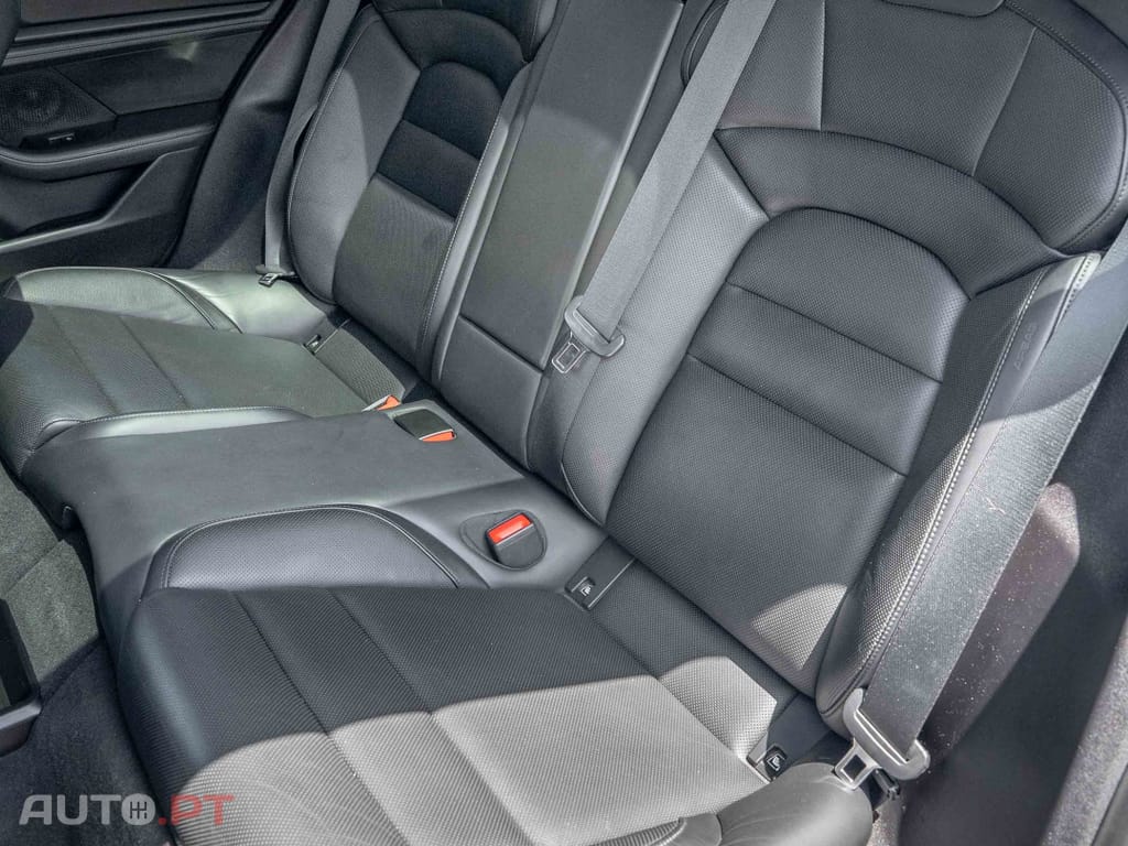 Porsche Taycan Turbo