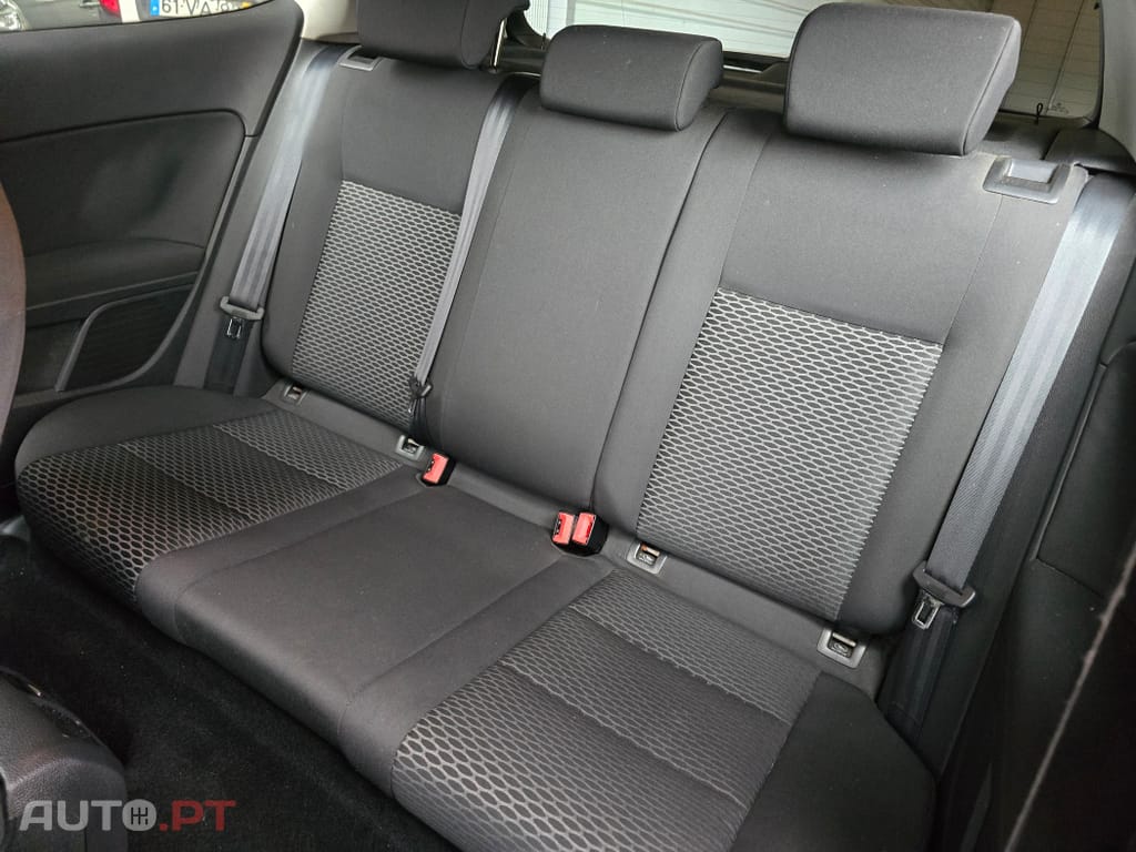 Volkswagen Golf 1.6 TDi Edition DSG