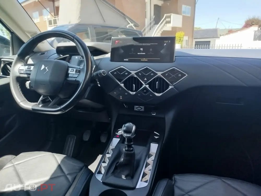 DS DS3 PureTech 100 PERFORMANCE LINE