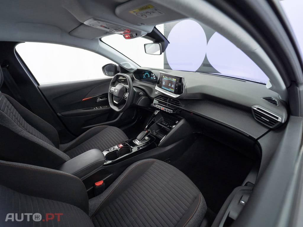 Peugeot E-208 50 kWh Active Pack