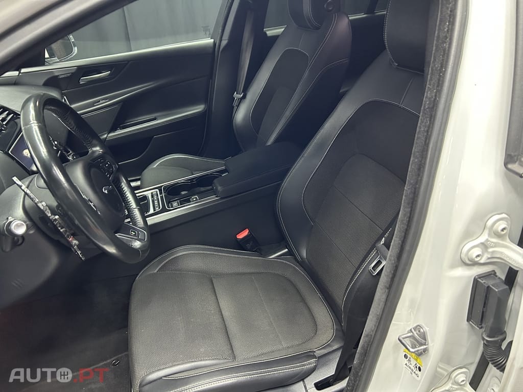 Jaguar XE 2.0 D R-Sport Aut.