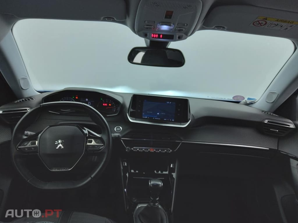 Peugeot 2008 1.2 PureTech Allure Pack