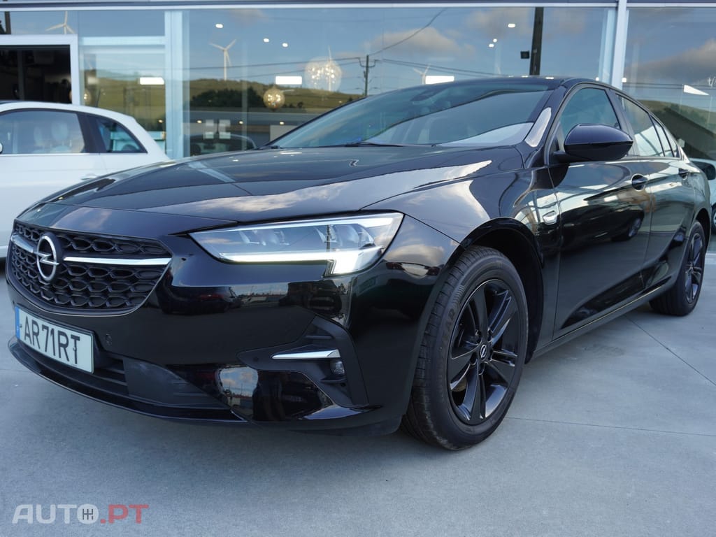 Opel Insignia 1.5 D — fotografia 4