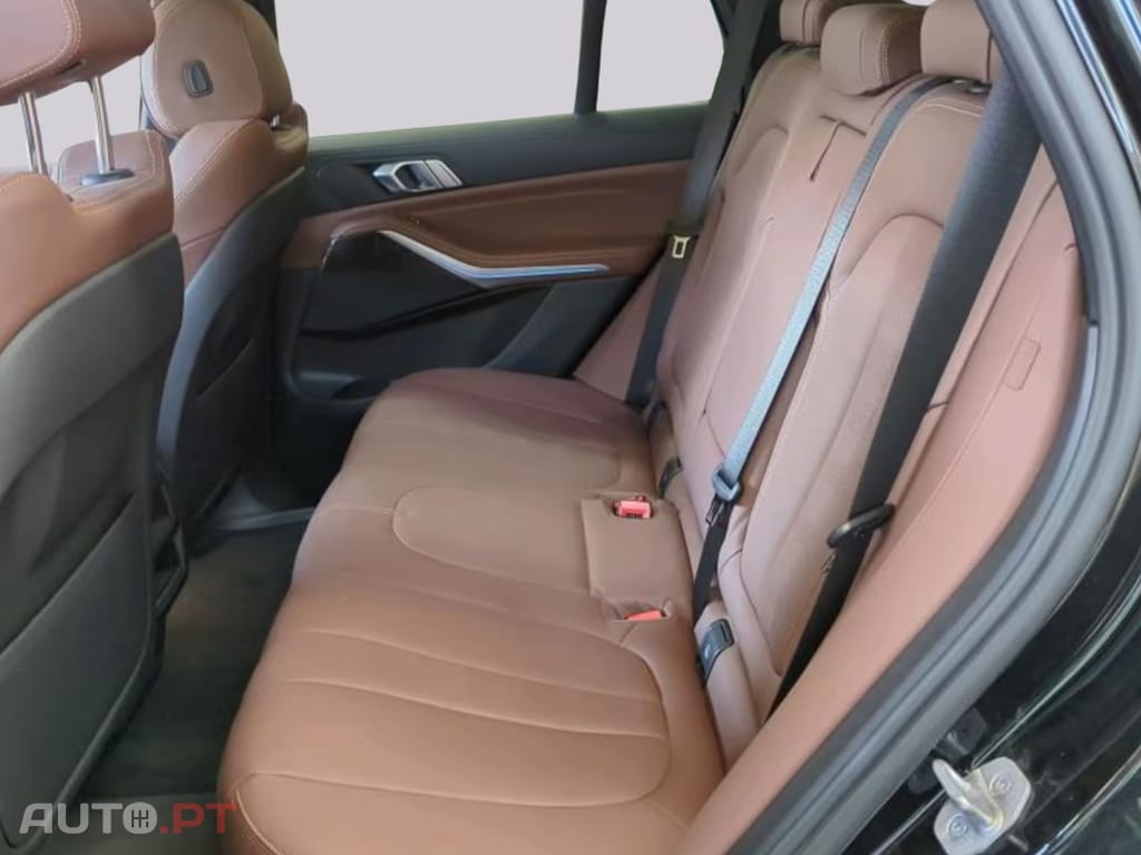 BMW X5 I.V.A DEDUTÍVEL Pack M 