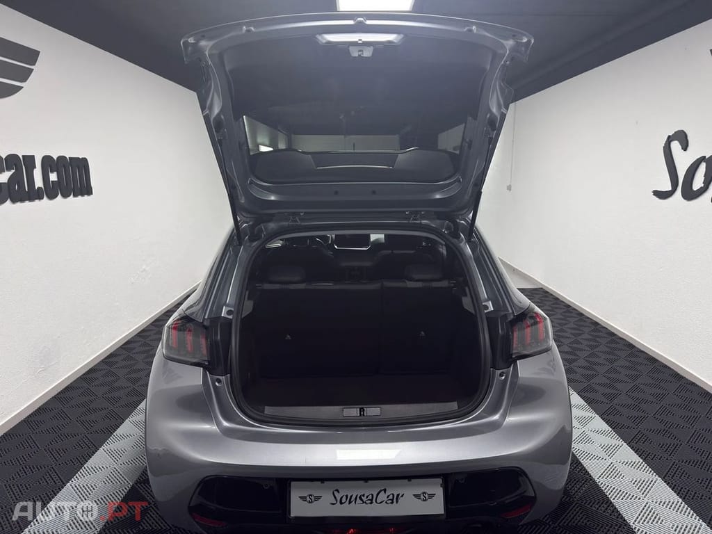 Peugeot 208 1.2 PureTech Allure EAT8