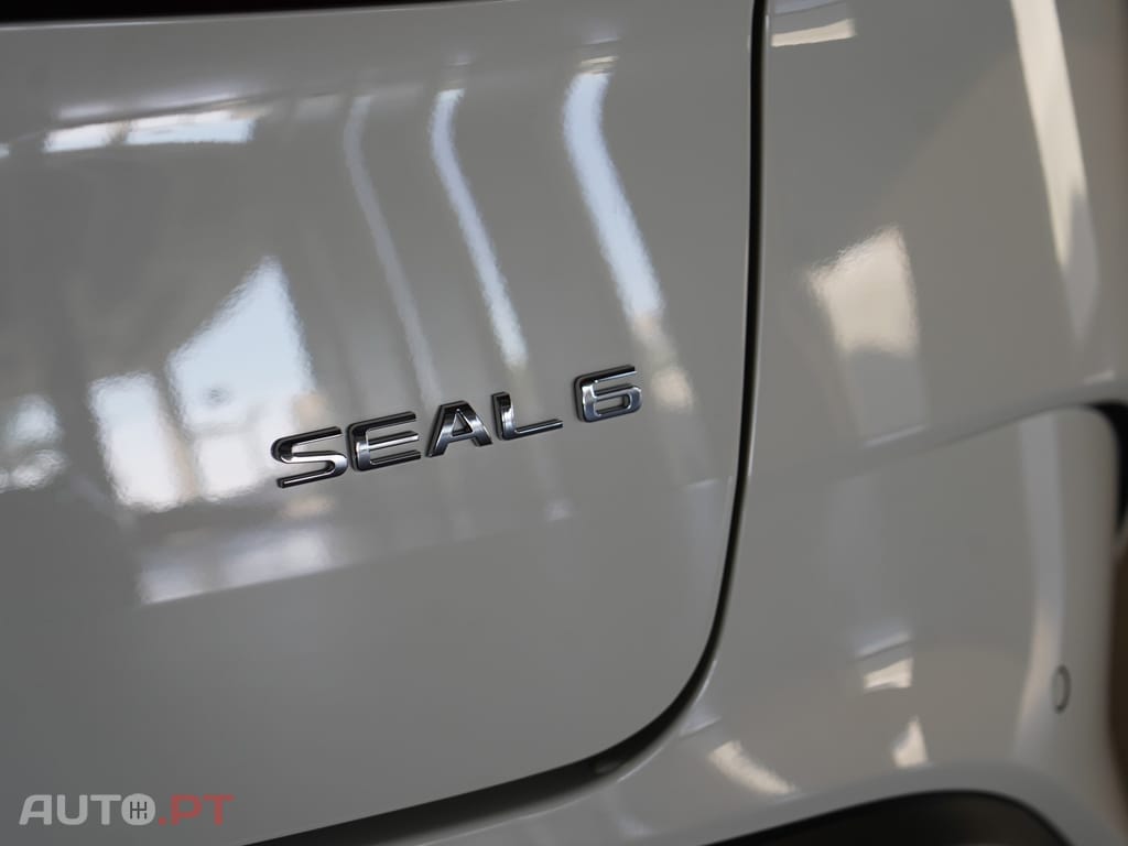BYD Seal 6 1.5 DM-i Touring Confort