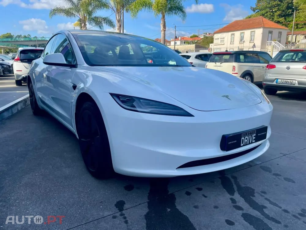 Tesla Model 3 Tração Traseira