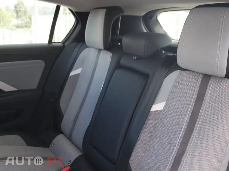 Opel Astra 1.5 D Elegance Aut.