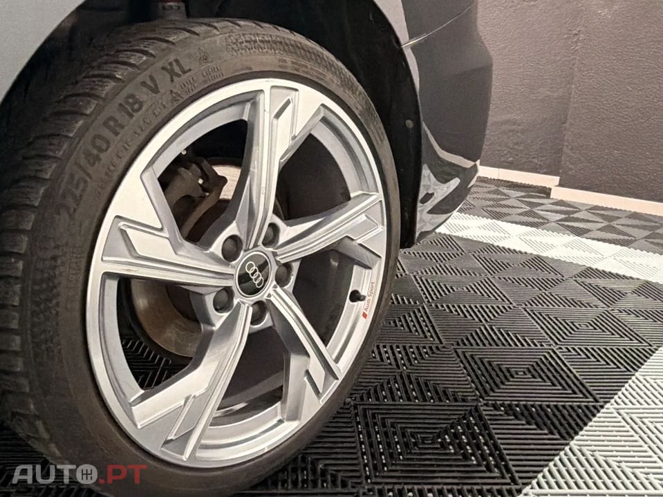 Audi A3 30 TDI S line