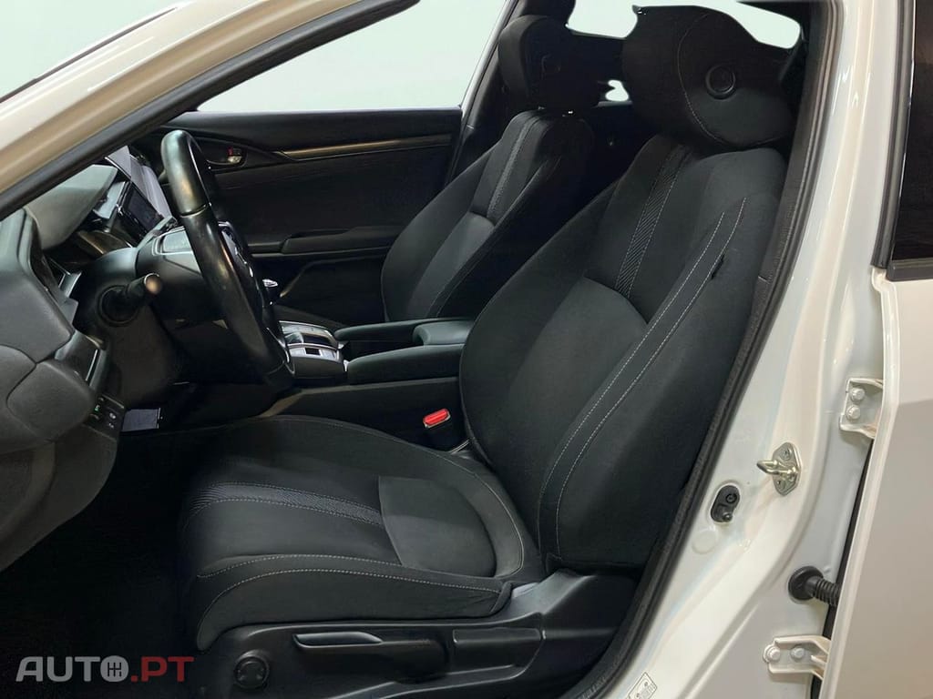 Honda Civic 1.0 i-VTEC Elegance