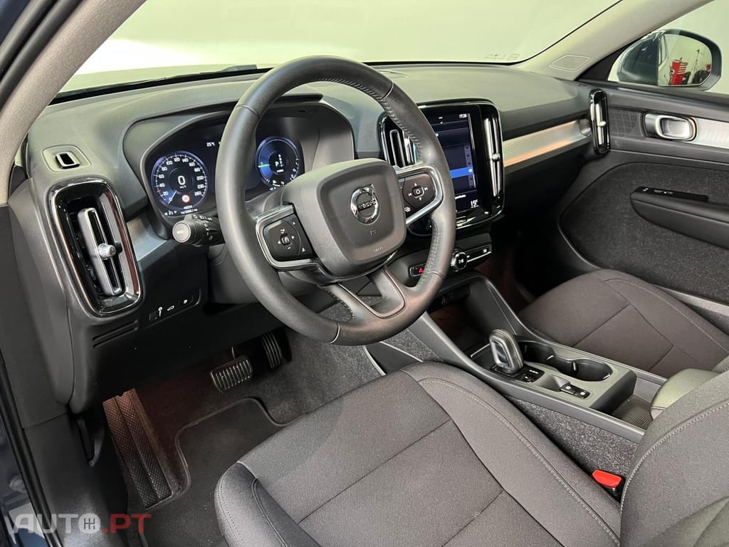 Volvo XC40 1.5 T4 211 PHEV Inscription