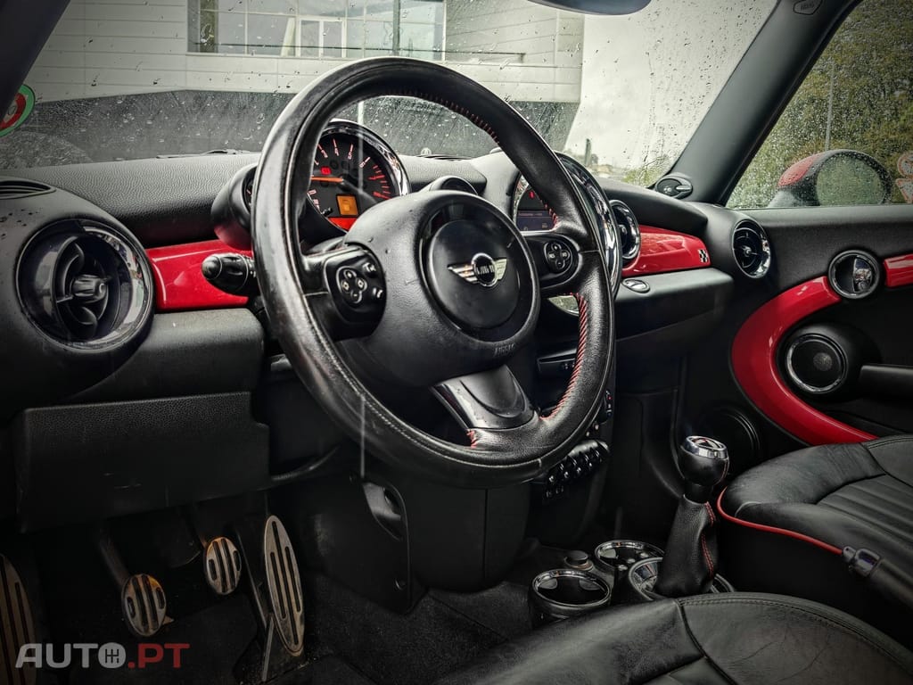 MINI Cooper Cooper S