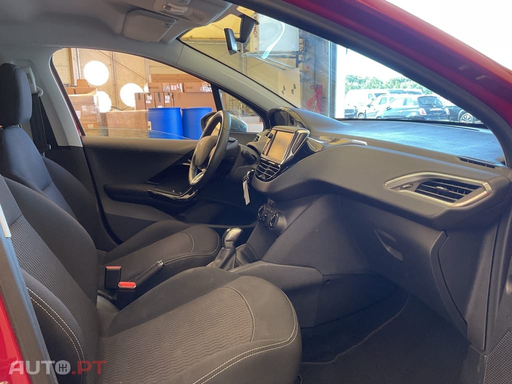 Peugeot 208 1.2 PureTech Style