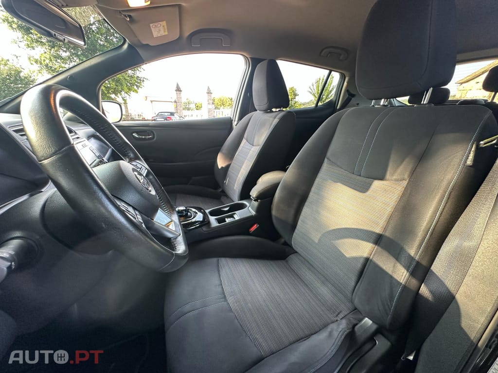 Nissan Leaf Tekna Two Tone+ProPilot Park