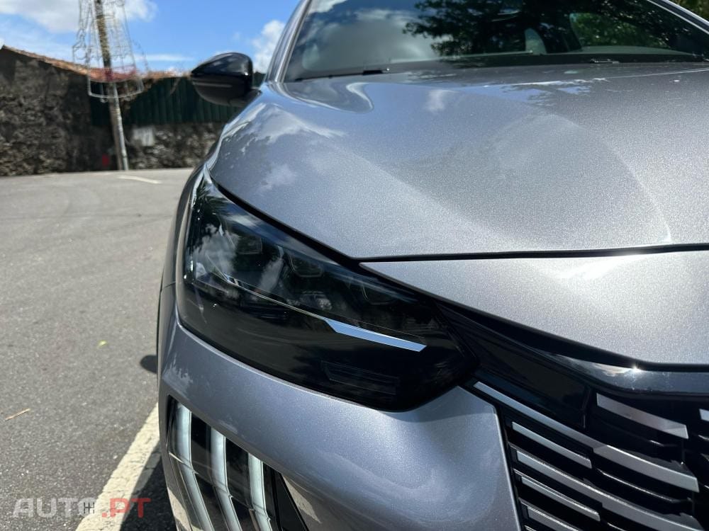 Peugeot E-208 50 kWh GT Pack