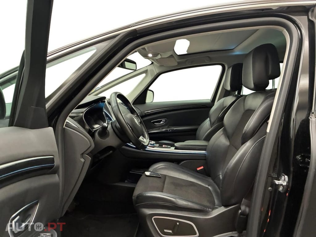 Renault Espace 2.0 dCi Evolution EDC