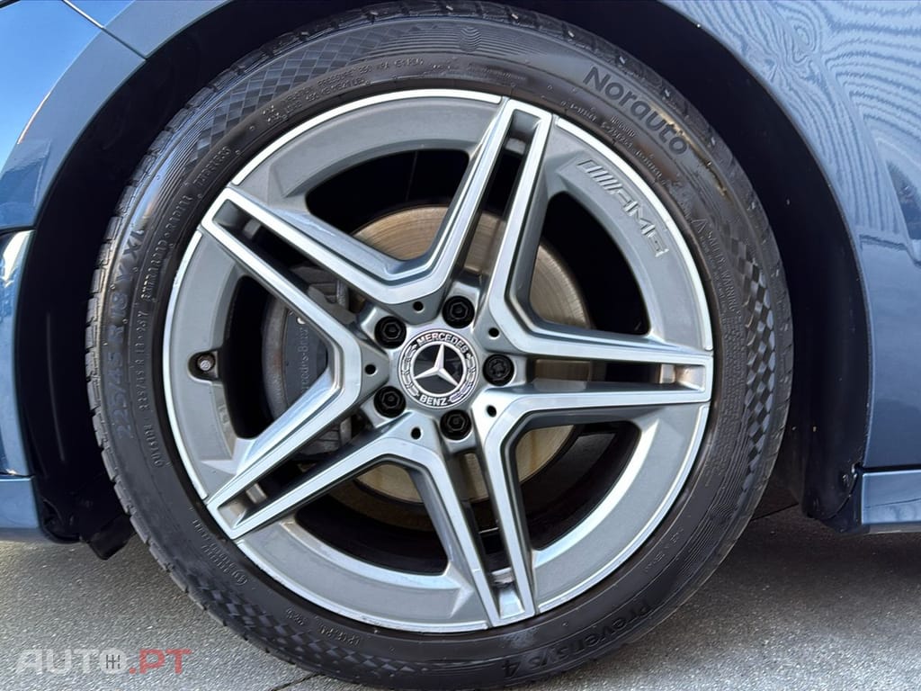 Mercedes-Benz A 200 AMG Line