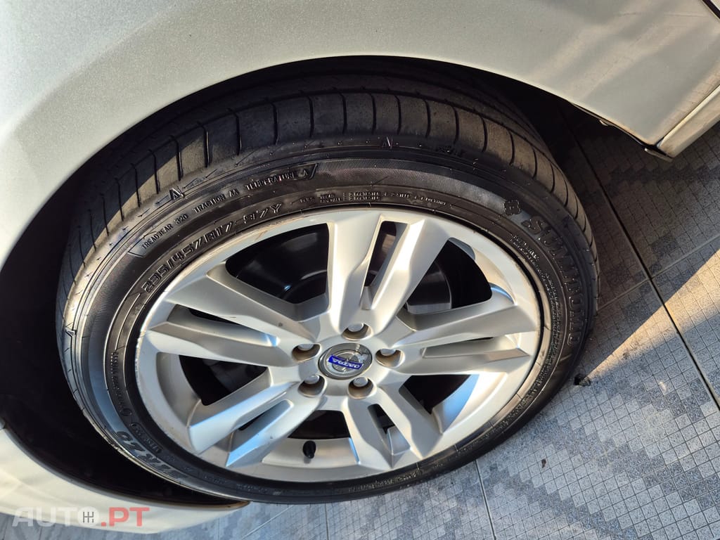 Volvo V60 D2 Momentum drive eco