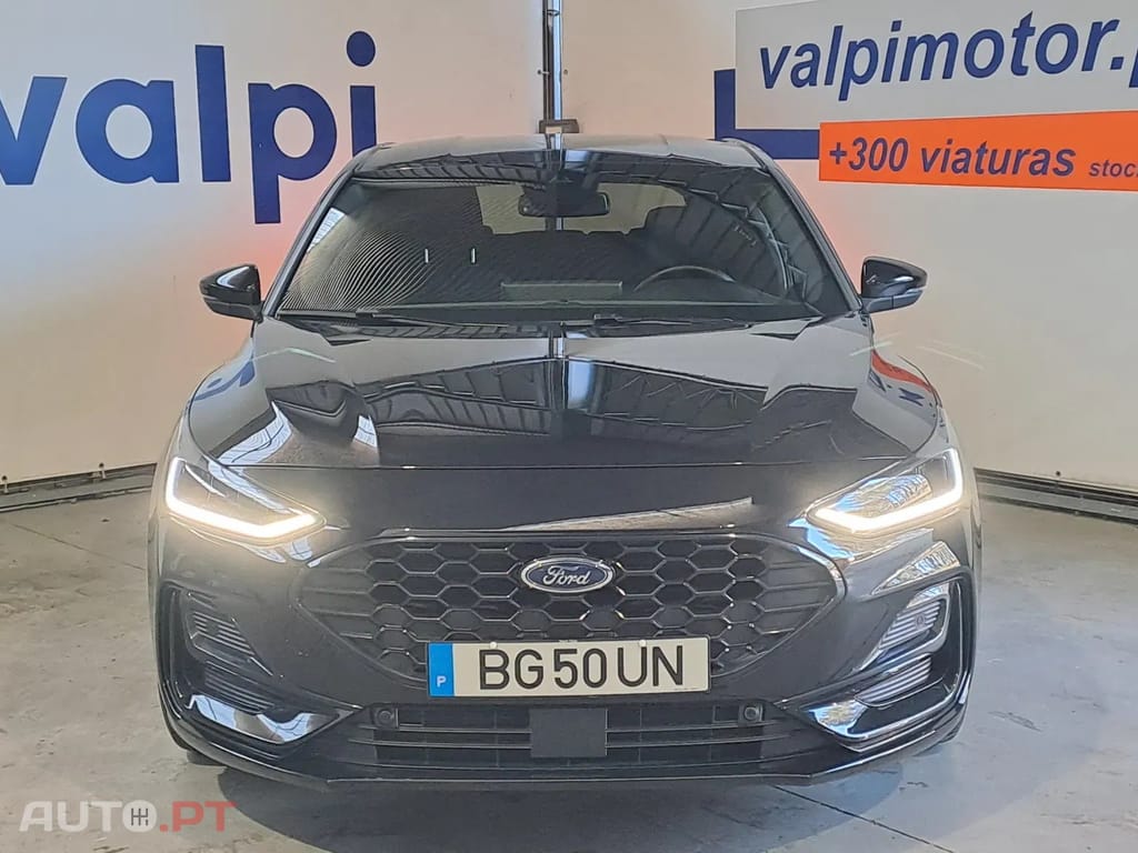 Ford Focus 1.0 EcoBoost MHEV ST-Line