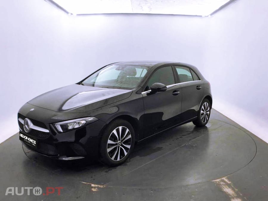Mercedes-Benz A 250 e 8G-DCT Style Line