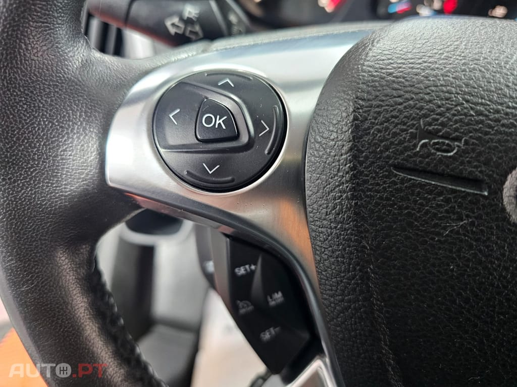 Ford Transit Custom 290L2 2.0 TDCi H1-T.Baixo Trend