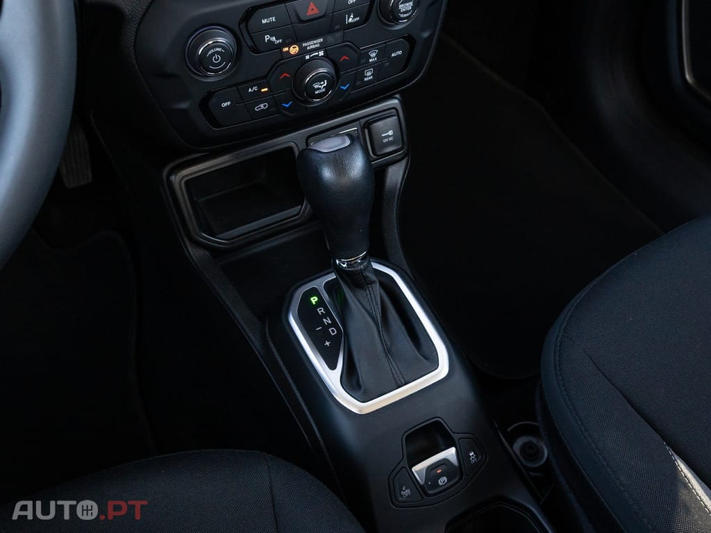 Jeep Renegade 1.5 TG e-Hybrid Longitude DCT