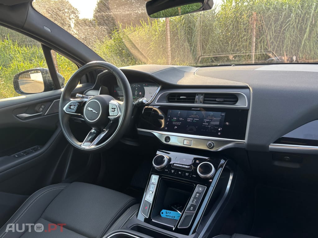 Jaguar I-Pace EV400 R-Dynamic HSE AWD