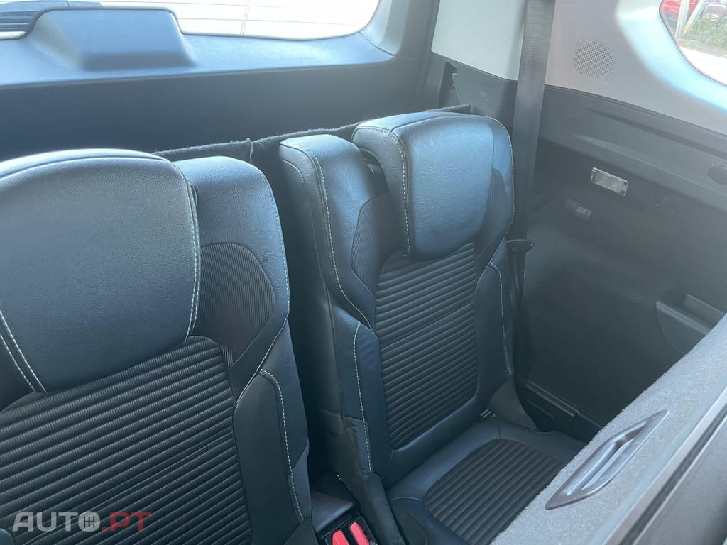 Renault Scénic BLUE dCi 120 EDC BUSINESS EDITION