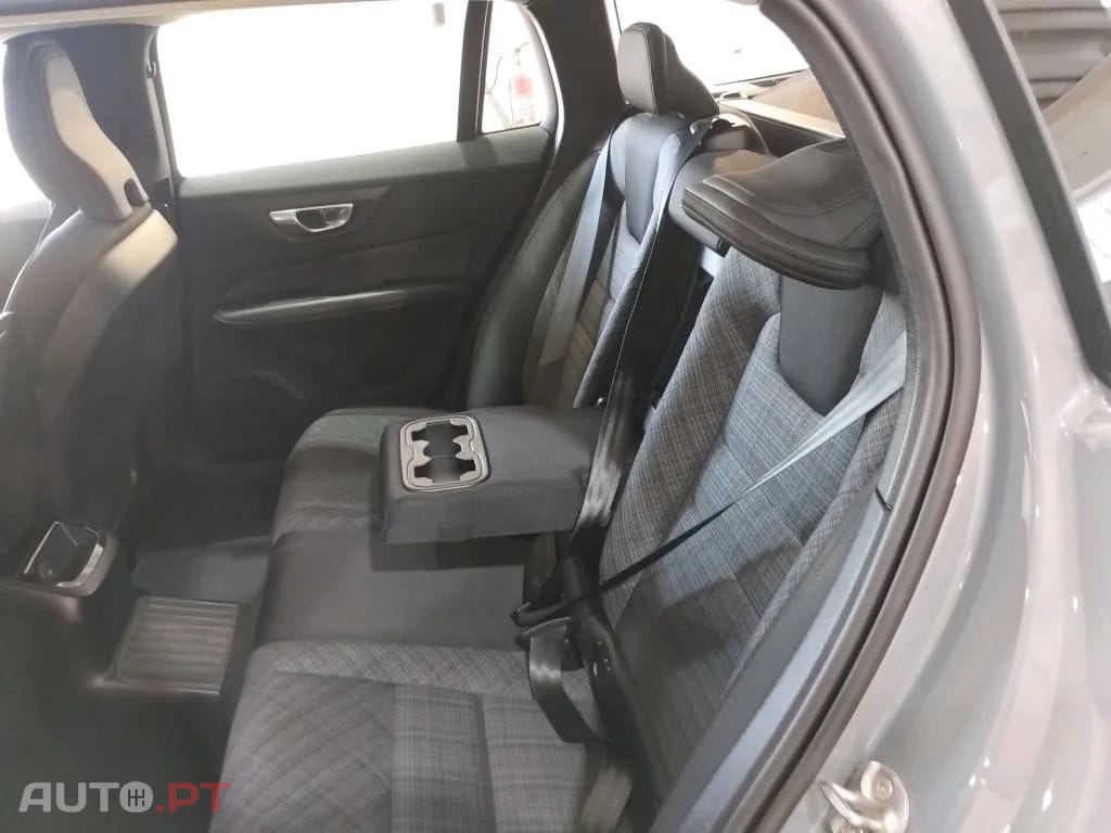 Volvo V60 2.0 T6 AWD TE Essential