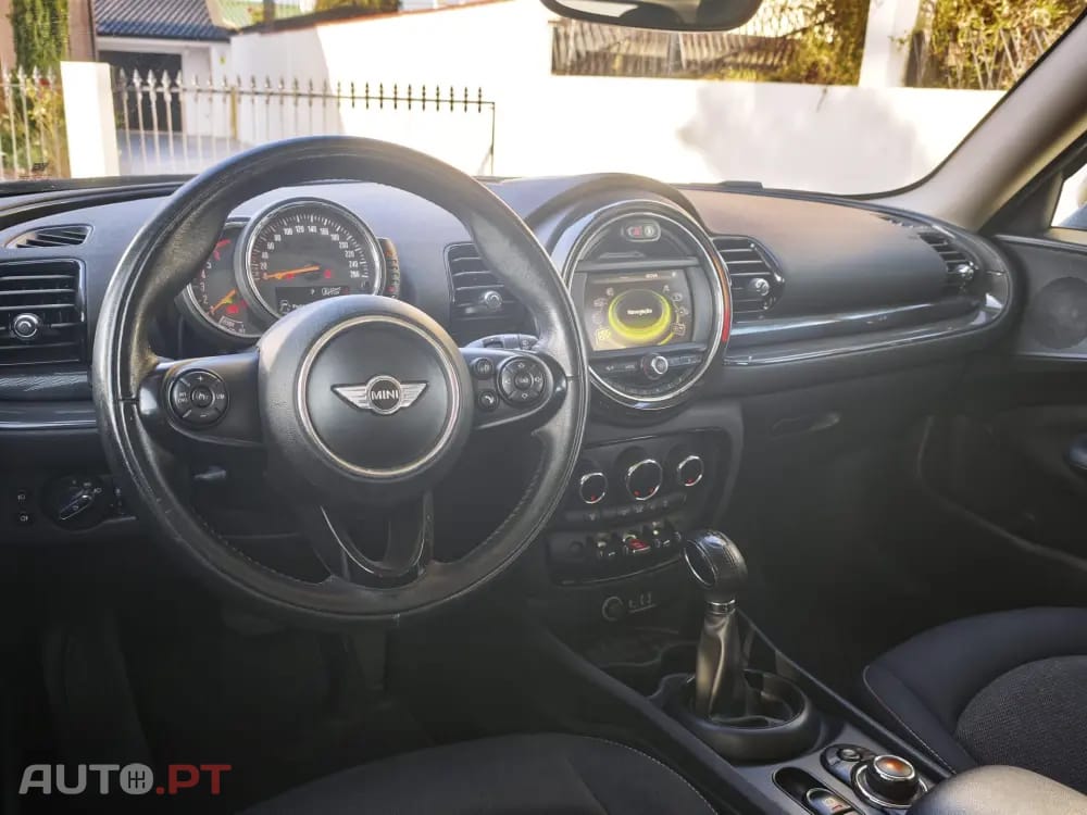MINI Clubman One D Aut. Blackyard