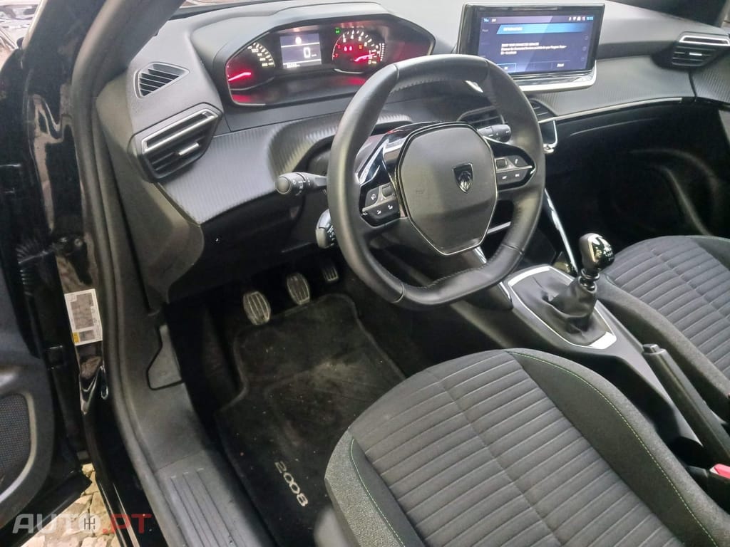 Peugeot 2008 1.2 PureTech Active Pack