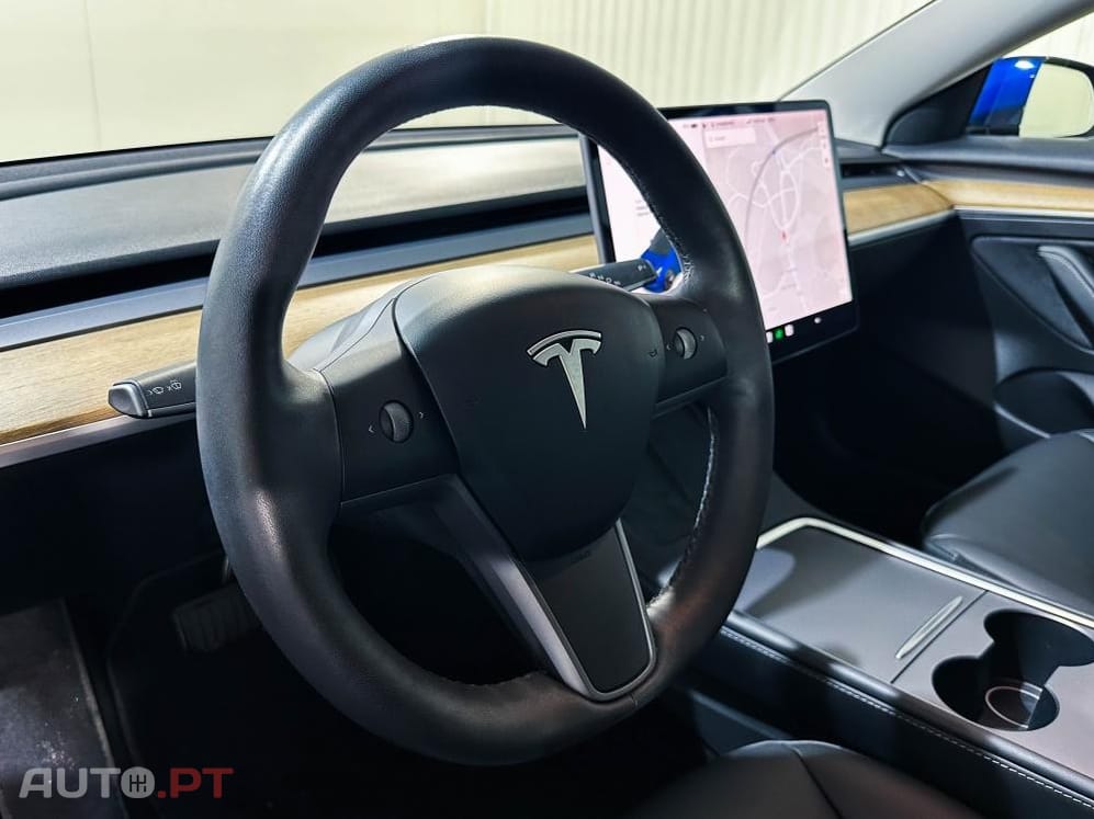 Tesla Model 3 Standard Range Plus RWD