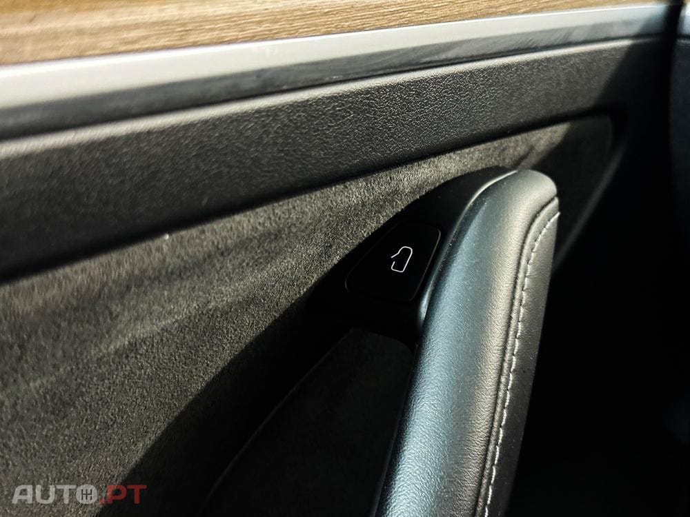 Tesla Model 3 Performance Dual Motor AWD