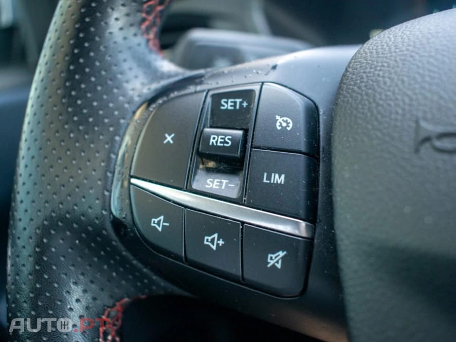 Ford Kuga 1.5 EcoBoost ST-Line