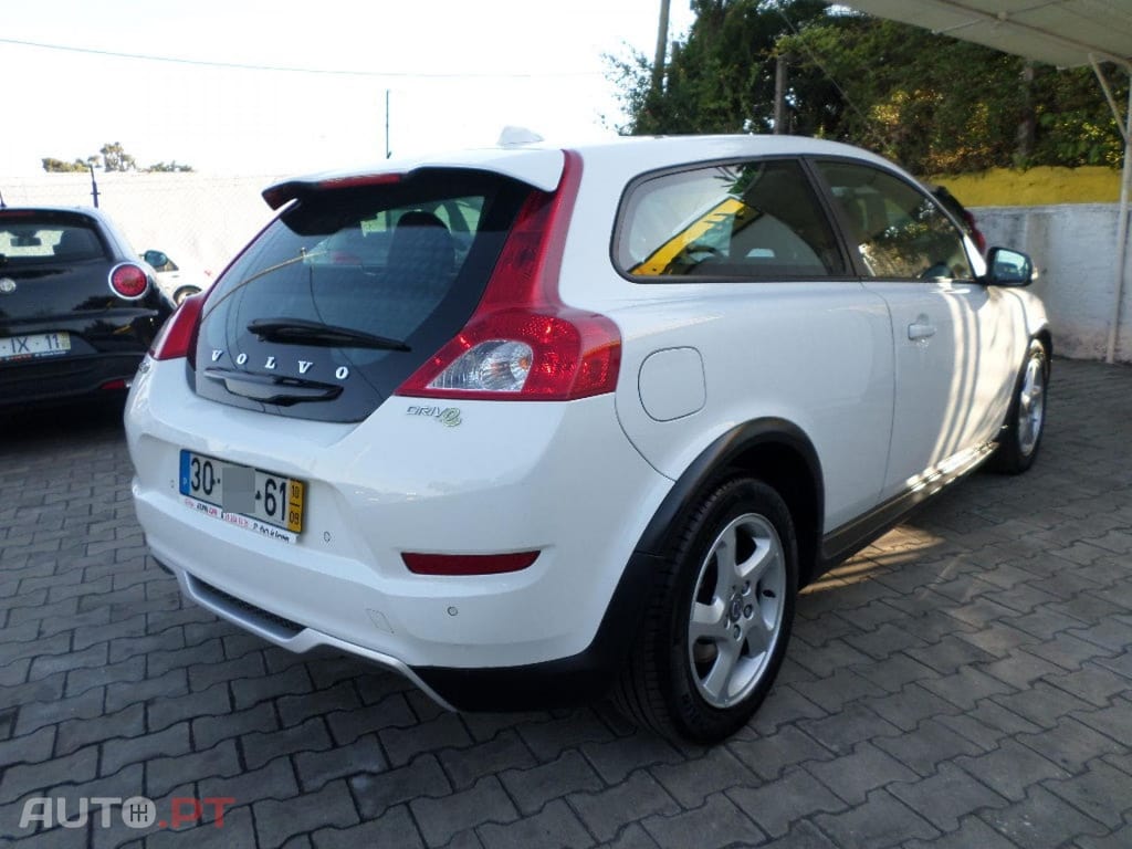 Volvo C30 1.6 D DRIVE KINETIC STAR-TOP 2010