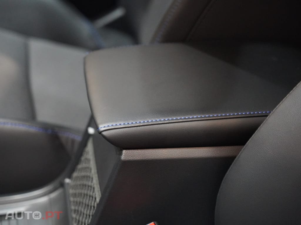 MG MG4 64 kWh Luxury